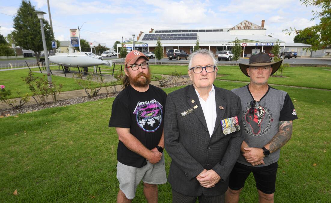 Concerned residents Ben Donahoo, Morrie Jeppesen and Carl Prentice are campaining against a proposal to sell the Commander Holbrook Memorial Park to the Holbrook IGA. Picture by Mark Jesser