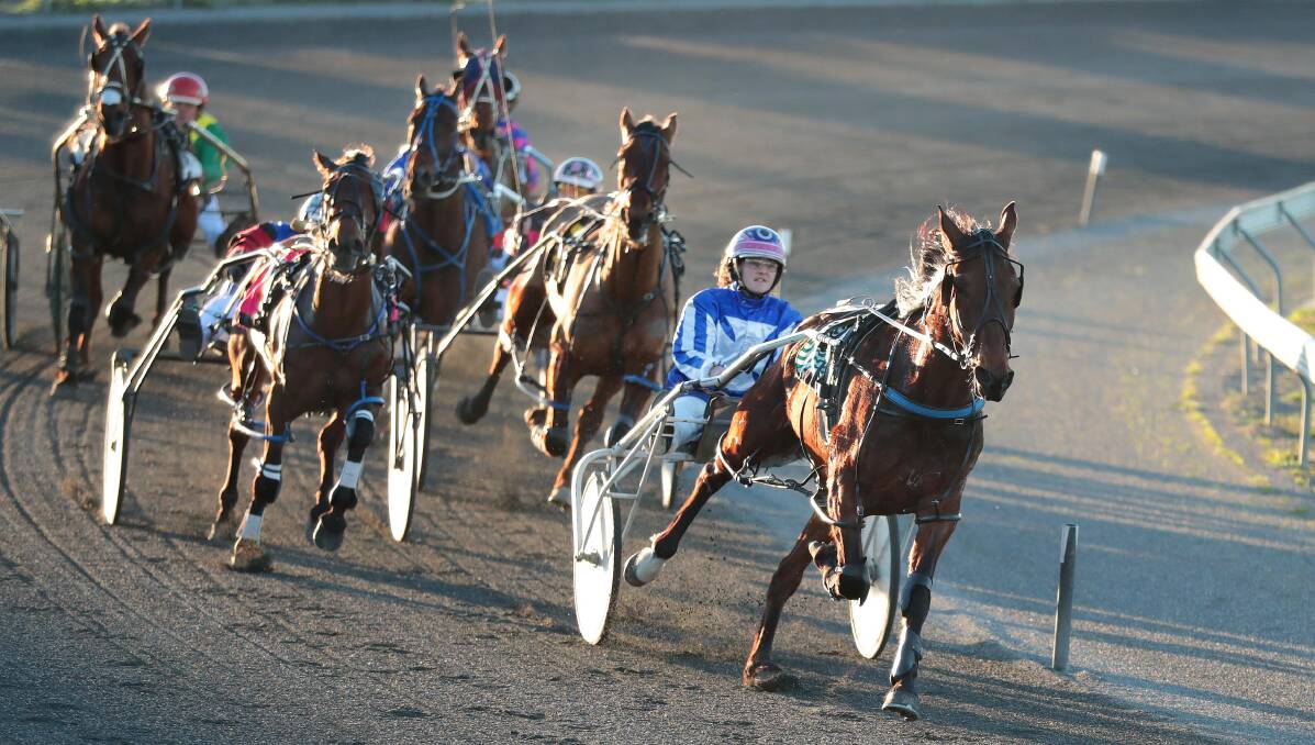IMPORTANT FINISH: Jay Dee Zed races away from Halle Maruia to win the opening race at Wagga Paceway on Tuesday night. Picture: Kieren L Tilly