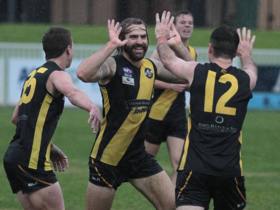 Shaun Campbell has re-signed as Wagga Tigers captain-coach
