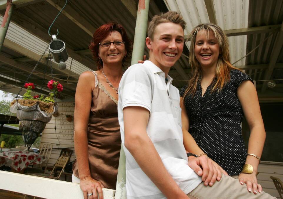 Tye Angland with mum Julieanne and partner Erin back at home in Wagga in 2006. 
