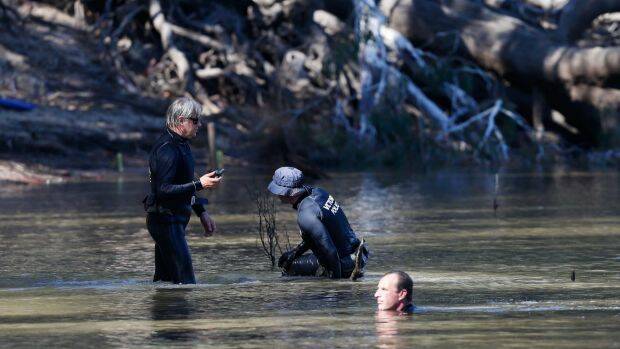 The search for the missing 5-year-old boy has resumed. Photo: Luke Hemer/Riverine Herald
