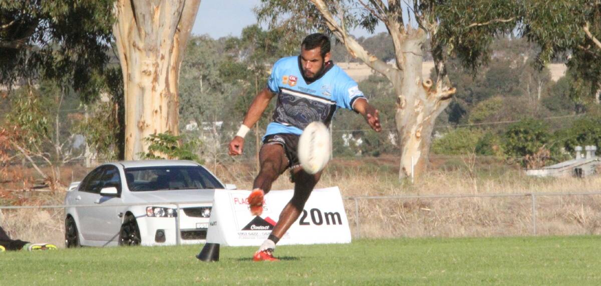 Keanau Wighton playing for Tullibigeal Lakes United. He will soon make the move to Albury to join the Thunder.