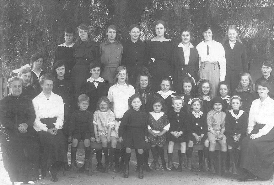 CLASS ACT: Students and staff at The Wagga Grammar School on May 21, 1917. Contact Wagga Wagga and District Historical Society at www.wwdhs.org.au  or on Facebook at wagga.history. Picture: Sherry Morris Collection