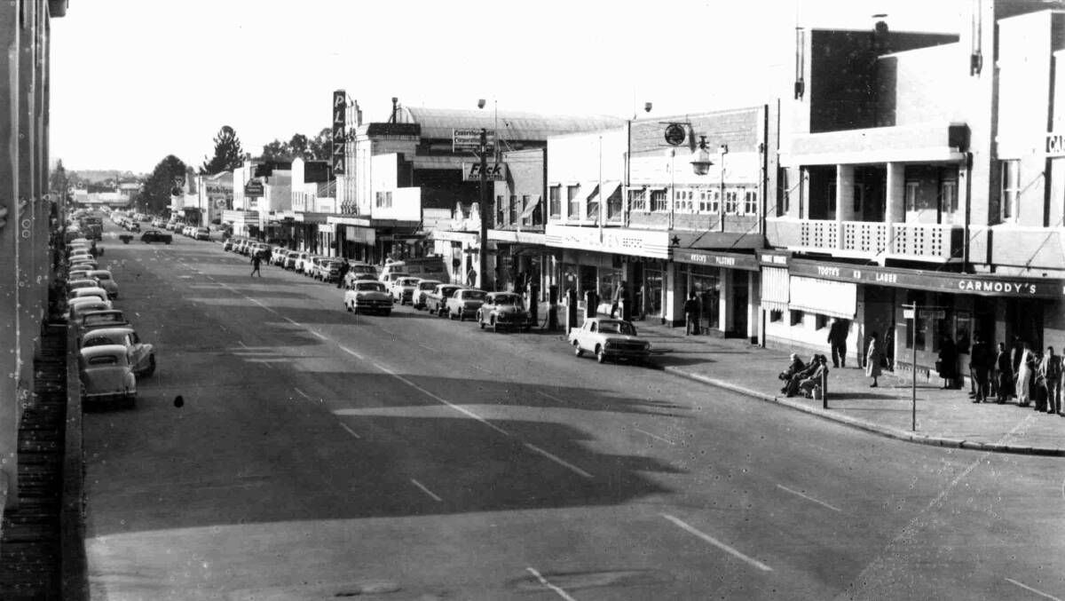 MAIN DRAG: Baylis Street, looking north in the early 1960s. Carmody’s Royal Hotel and other buildings on the right were demolished to make way for the Sturt Mall.