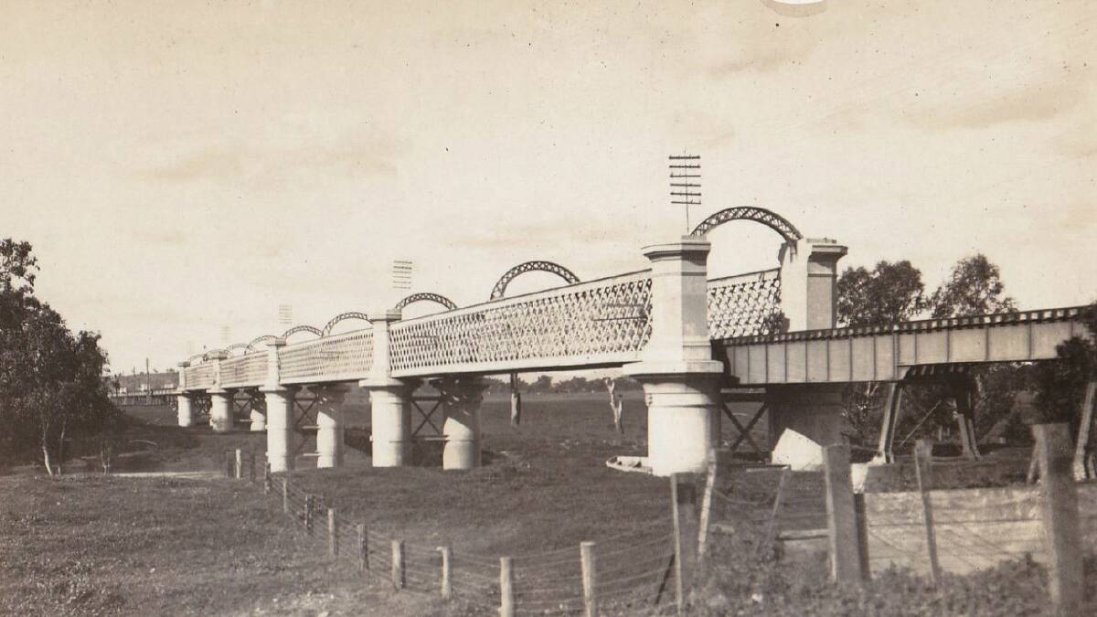 CONNECTION: The original wrought iron lattice truss bridge for the railway crossing the Murrumbidgee River at Wagga was completed in 1981. It was replaced by a concrete bridge in 2006.