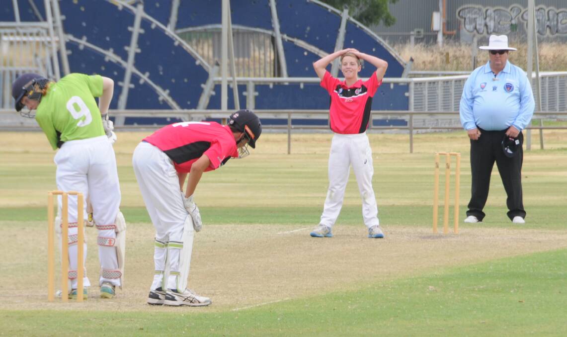 The Country Thunder Riverina/Western under 14s won again on Tuesday