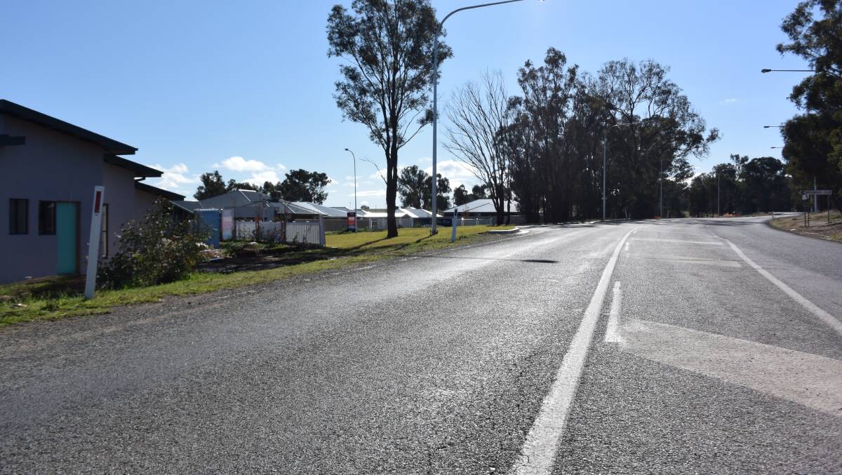 More than 1000 people have called for a Pine Gully Road upgrade.