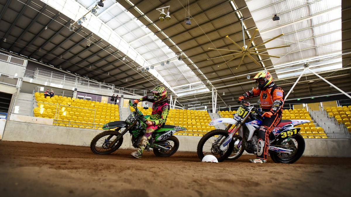 THROTTLE UP: A bike rider in a practice round at the Australian Equine and Livestock Events Centre in Tamworth.