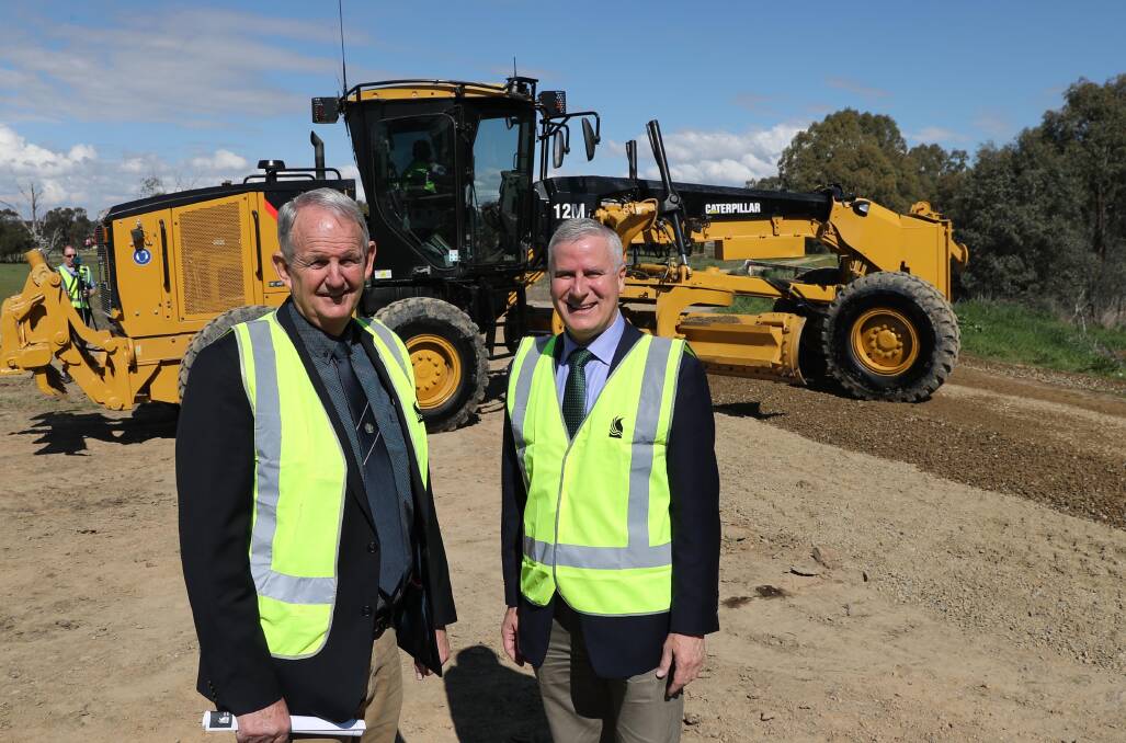 Wagga mayor, Greg Conkey and Riverina MP, Michael McCormack will work together to bring the levee upgrades to fruition. Picture: Les Smith 