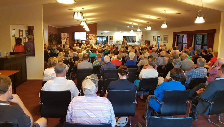 Estella residents pack a meeting room in Settlers Village for a meeting with Wagga City Councillors. Picture: Contributed