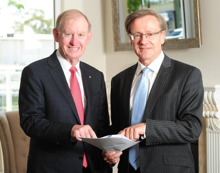 TALKING BUSINESS: David Murray (right) and Hume Bank chief executive officer David Marshall before the business lunch. Picture: Kieren L Tilly