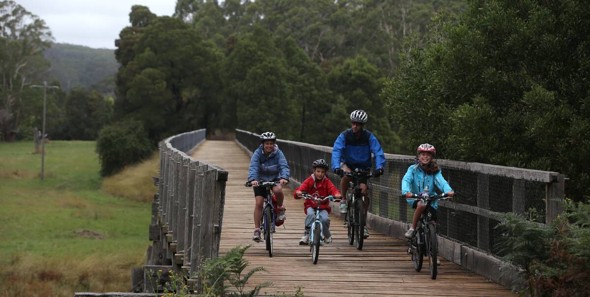 rail trail debate: Like the disused rail lines upon which rail trails are built, debate on pros and cons of the trails has been dormant for a while. But comments by Tim Fischer this week have brought the debate alive.