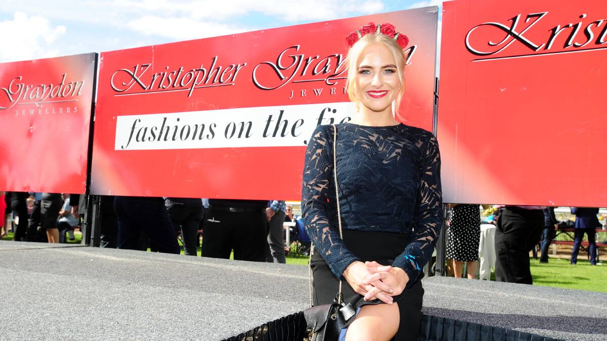 FASHION FRENZY: Wagga Gold Cup celebrity judge Sarsha Cassidy at the Fashions on the Field. Picture: Kieren L Tilly  