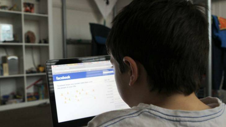 Too many children are getting stressed when using the internet. Photo: Rob Gunstone