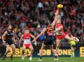 The Swans and the Giants will do battle in Sydney's AFL derby at the SCG on Saturday. (Steven Markham/AAP PHOTOS)