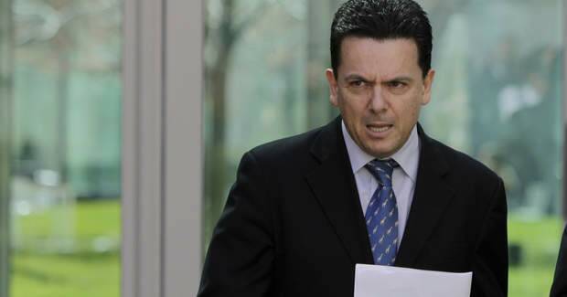 Independent Senator Nick Xenophon comments on Clubs Australia during a doorstop at Parliament House Canberra on Wednesday 14 September 2011.
Photo: Alex Ellinghausen Photo: Alex Ellinghausen /