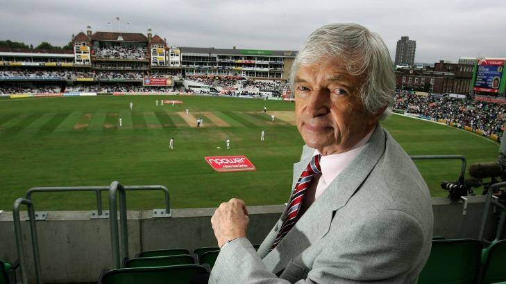 Respected: Richie Benaud on the job in his well-known "uniform". Photo: Tom Shaw