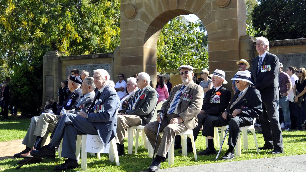 Anzac Day march down Baylis Street. World War II veterans. Picture: Les Smith