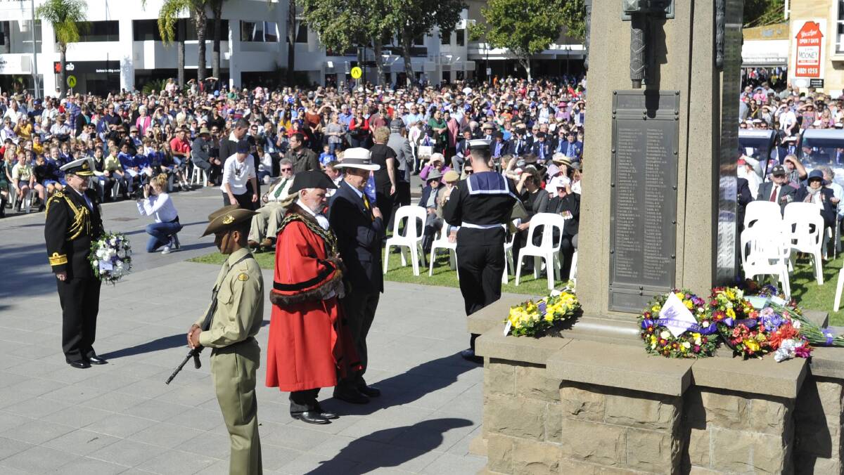 Anzac Day march down Baylis Street. Mayor Rod Kendall and RSL sub-branch president Kevin Kerr lay wreaths. Picture: Les Smith