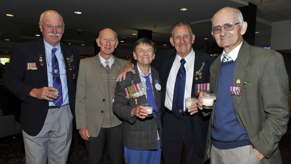 Peter Condon, Cec Willey, Yvonne Condon, Norm Jeffs and Nev Taber enjoy a rum and milk at the RSL Club. Picture: Les Smith