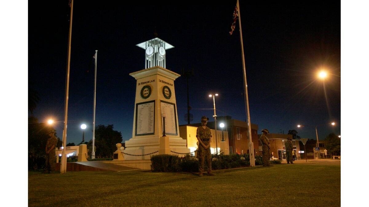 Hundreds of residents attended the dawn service at the cenotaph in Leeton.