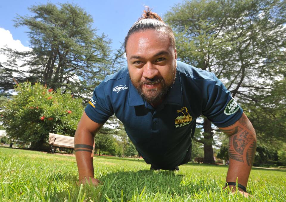 Despite being sidelined from Saturday's clash at Equex, Brumbies star Fotu Auelua remains positive after arriving in Wagga. Fotu is expecting a relatively quick six-week recovery from minor surgery to his knee. Picture: Laura Hardwick