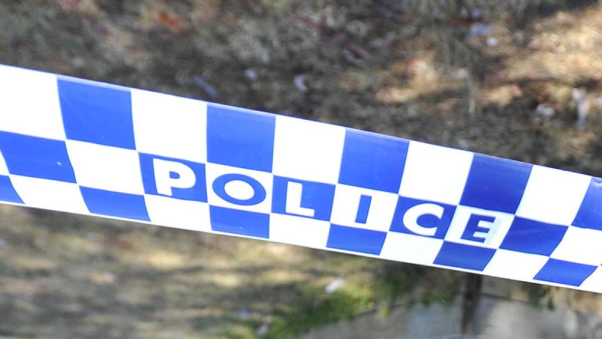 Four arrested after man bashed, robbed in central Wagga