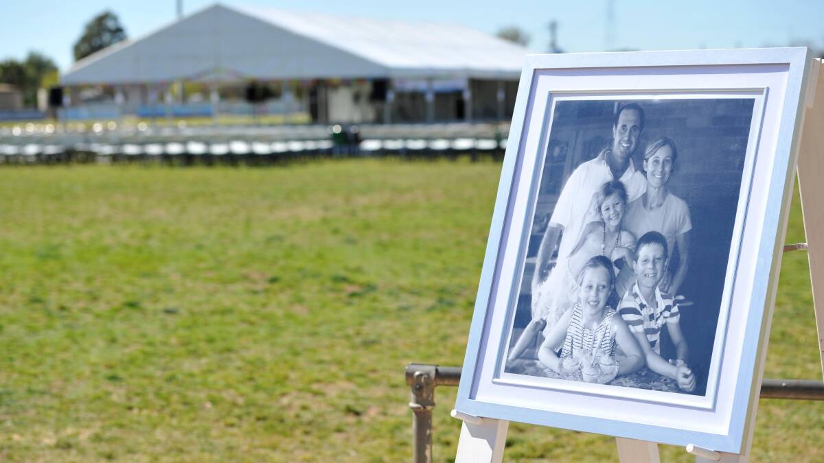 About 2000 people rolled out to Lockhart Recreation Ground today for Geoff, Kim, Fletcher, Mia and Phoebe Hunt's community memorial service. Picture: Michael Frogley