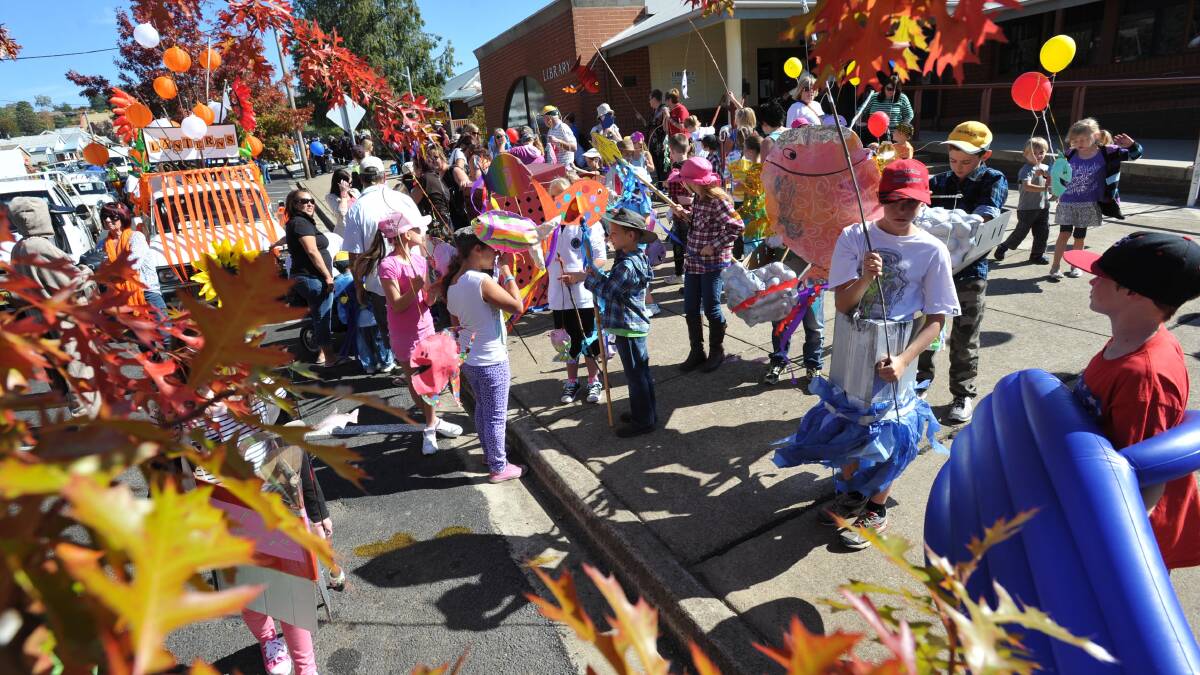 SCRAPPED: Tumut's Festival of the Falling Leaf street parade will no longer feature in the event's leaner program. 	Picture: Les Smith