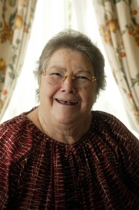 Author Colleen McCullough died on Thursday, aged 77.