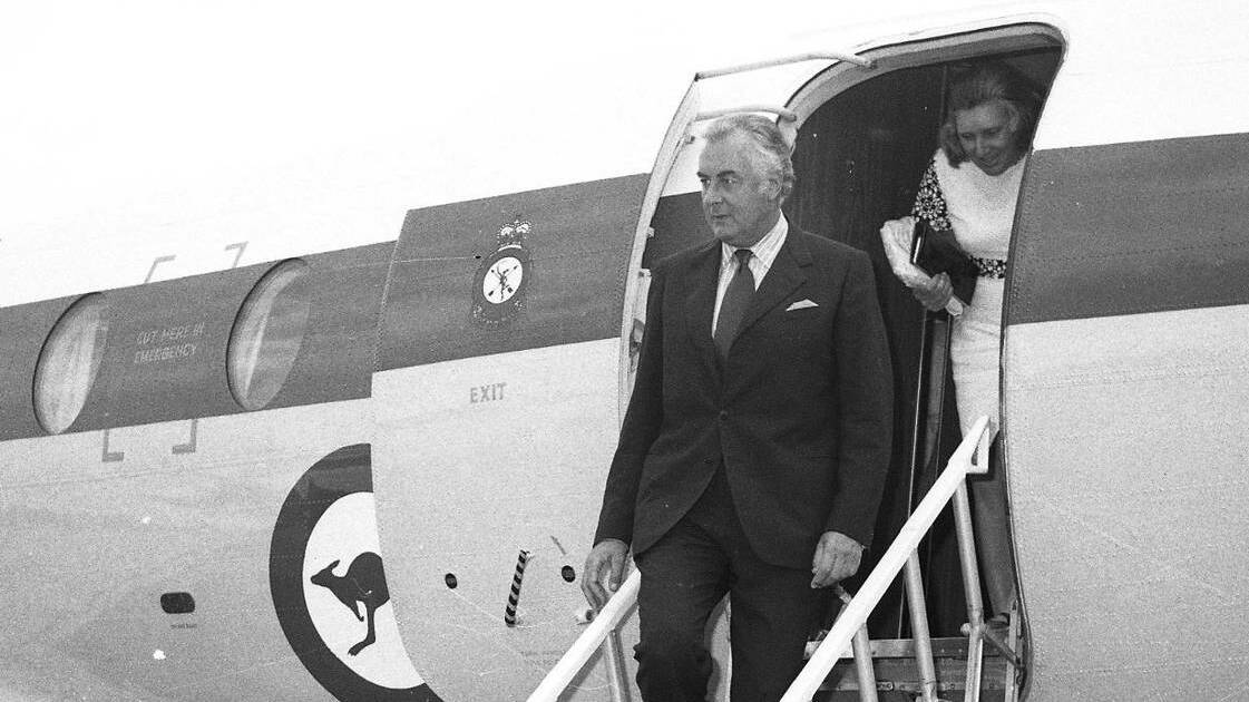 Gough Whitlam arrives in Wagga for a whirlwind visit in January 1974. Picture: The Daily Advertiser/CSU Regional Archives