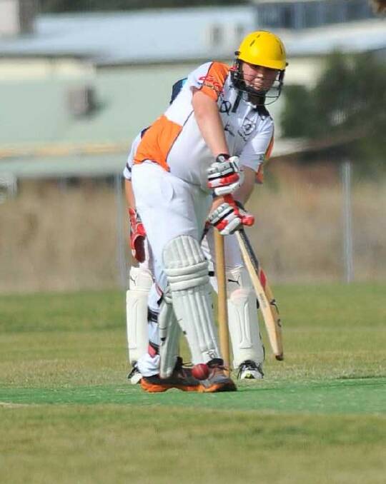 Ethan Perry bats for RSL in the junior game between South Wagga and RSL at Parramore Park. Picture: Kieren L Tilly