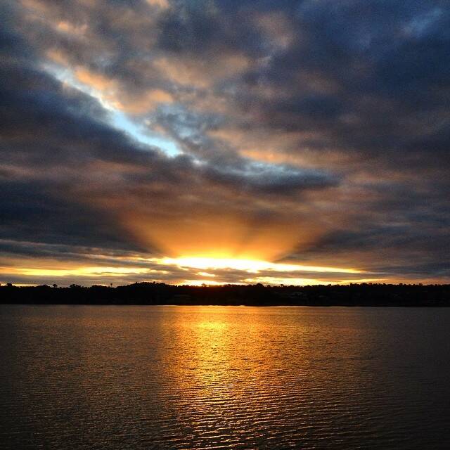 "#sunset over #Lake #Albert #Wagga #waggaview". Picture: @brettkoschel/Instagram