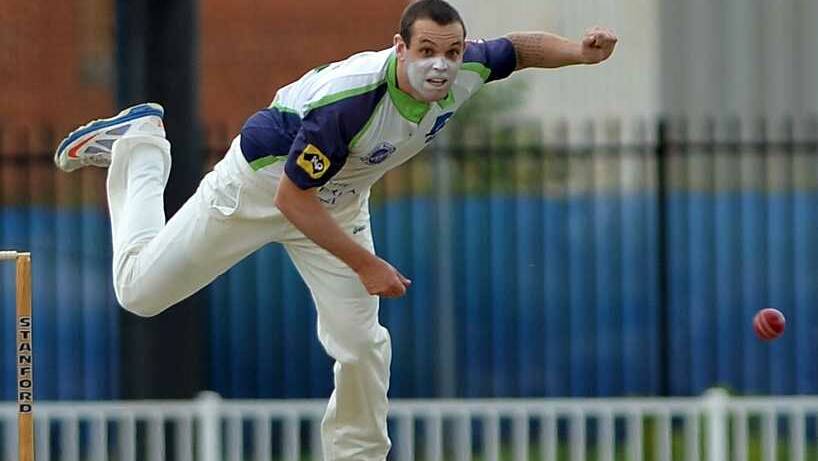 Jon Nicoll bowls during the South Wagga v Wagga City game at Robertson Oval on Saturday. Picture: Michael Frogley