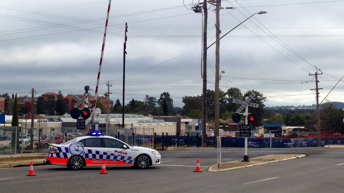 A signal fault closed the railway crossing on a major Wagga thoroughfare for a short time on Friday morning. Picture Andrew Pearson