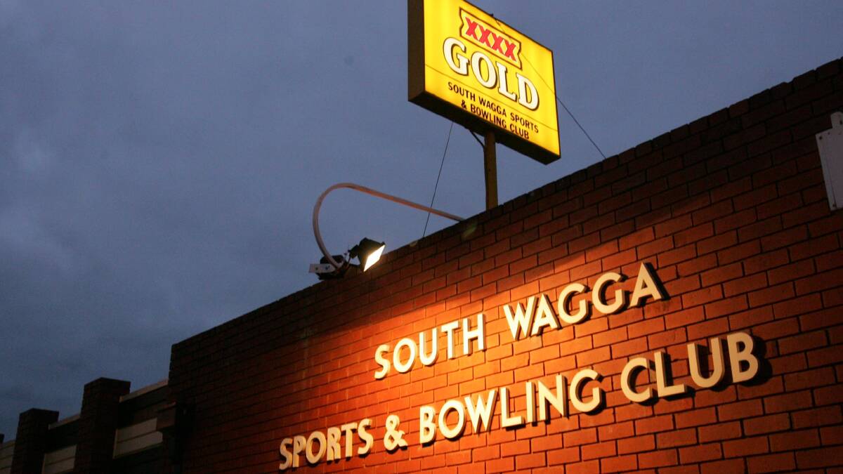 Council absorbs bowling club debt