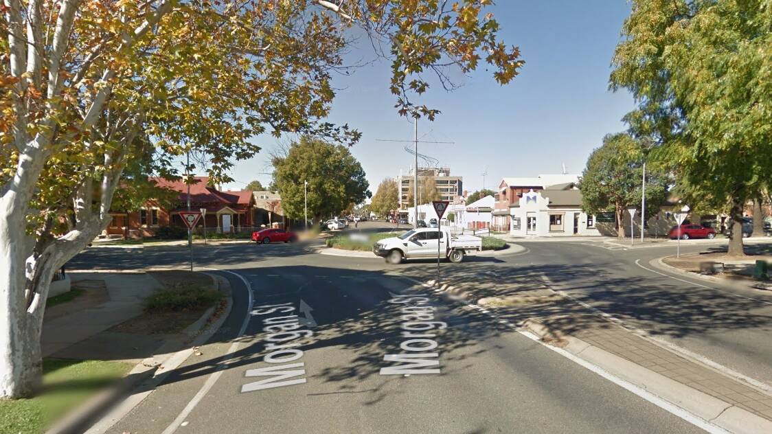 Google Maps image of the Morgan Street turn-only lane.