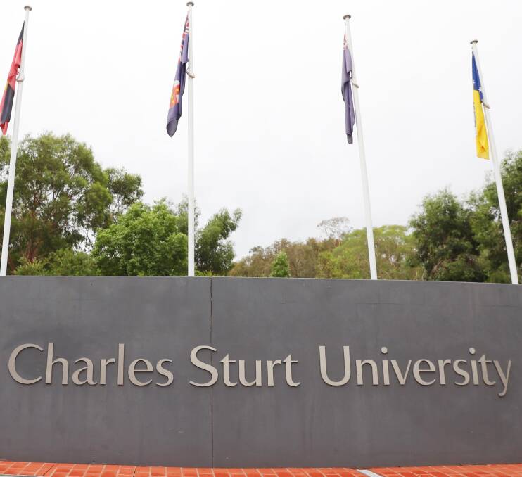 Charles Sturt University wins third place for its Wiradjuri Language, Culture and Heritage course.