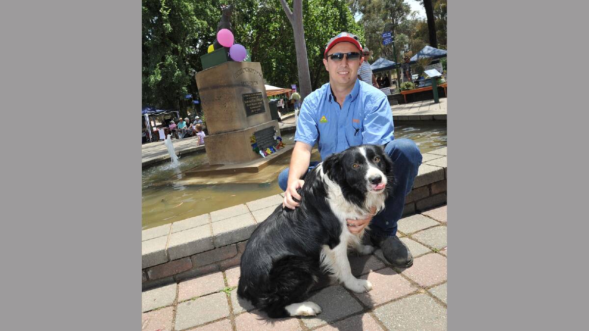 Warren Baldacchino from Windsor was on his way to visit friends in Wagga with his dog Macca, a seven-year-old border collie. Picture: Les Smith