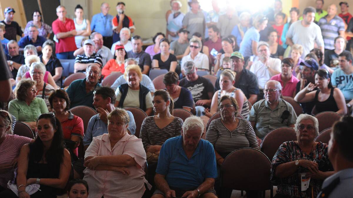 North Wagga residents gather for an urgent meeting. Picture: Addison Hamilton