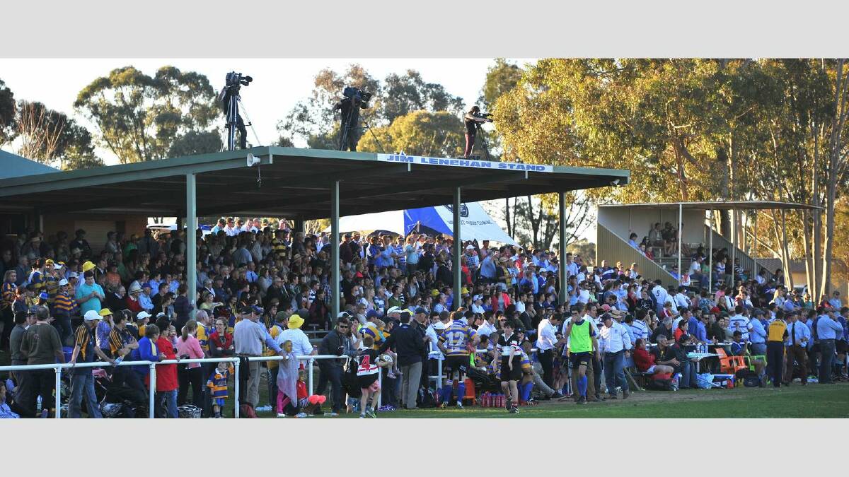 Albury Steamers took out the top honours of the day, defeating Waratahs 41-7. The ground was packed with supporters. Picture: Addison Hamilton