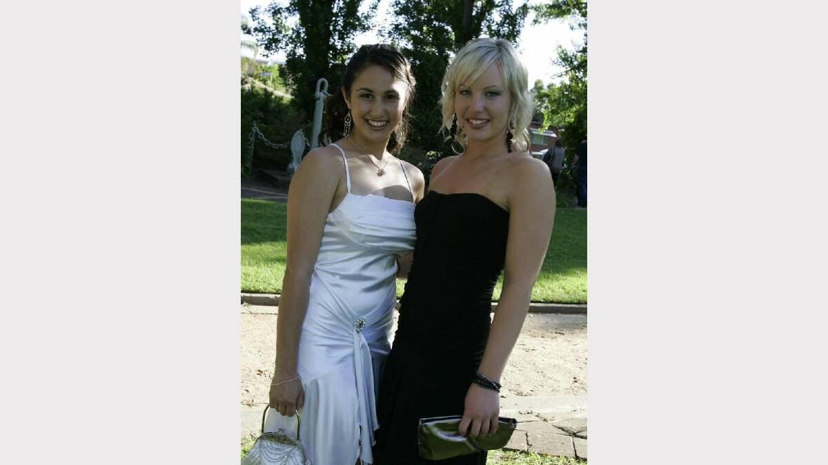Ashleigh Santon and Hayley Penfold at the Wagga High School year 12 formal. Picture: Les Smith