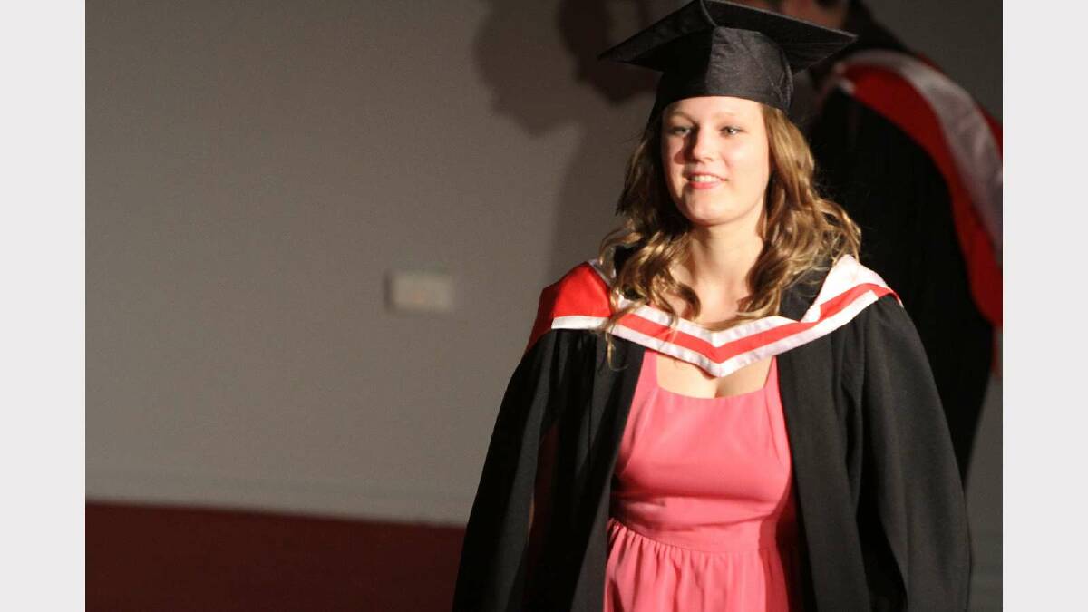 Graduating from Charles Sturt University with a Bachelor of Arts (Acting for Screen and Stage) is Lauren Peterie. Picture: Daisy Huntly