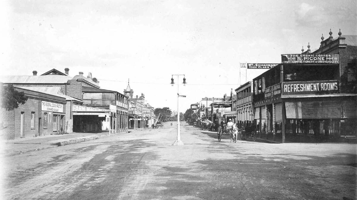 Fitmaurice and Kincaid street intersection, circa 1915. Picture: Wagga and District Historical Society
