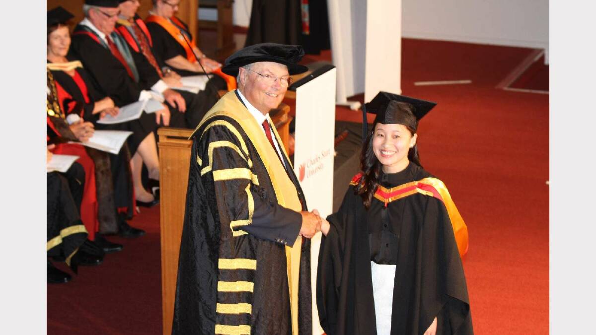 Graduating from Charles Sturt University with a Bachelor of Oral Health (Therapy/Hygiene) is Thoa Tran. Picture: Daisy Huntly