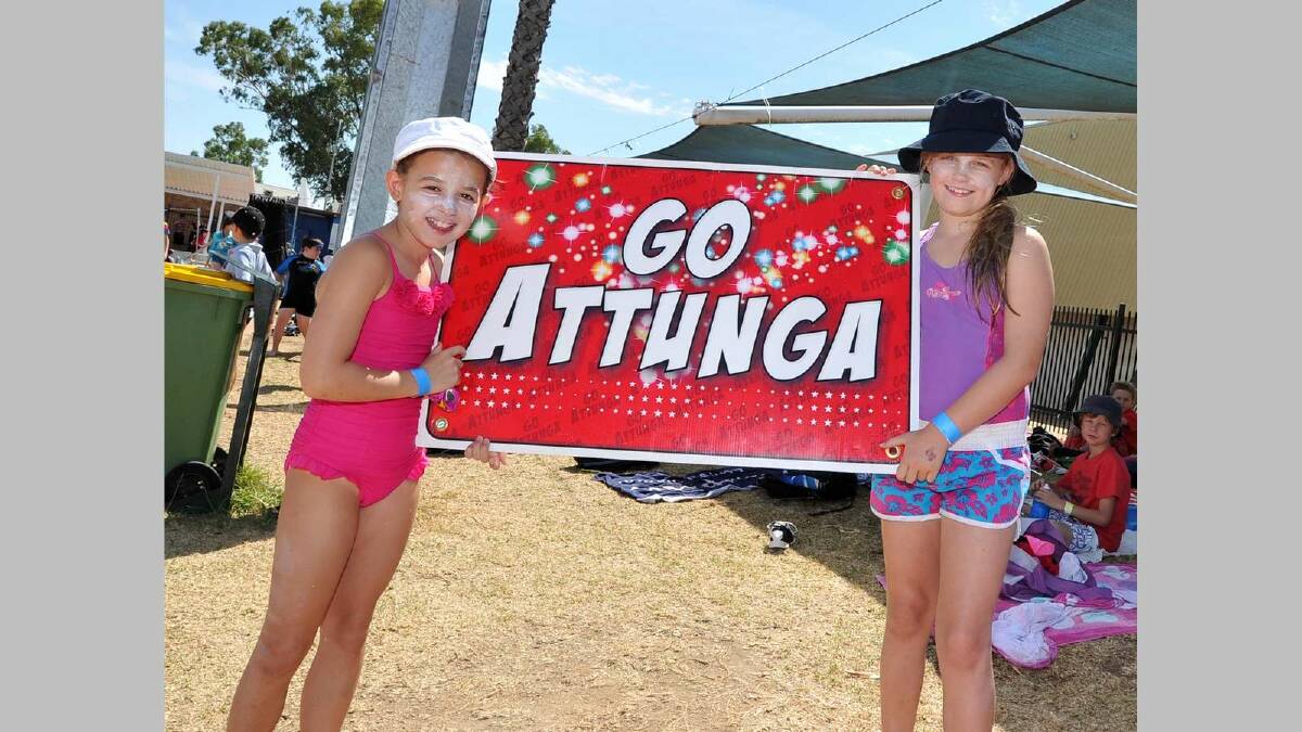Wagga Public School swimming carnival ... Lara Holden (9) and Mekenzie Woodhouse (9). Picture: Micheal Frogley