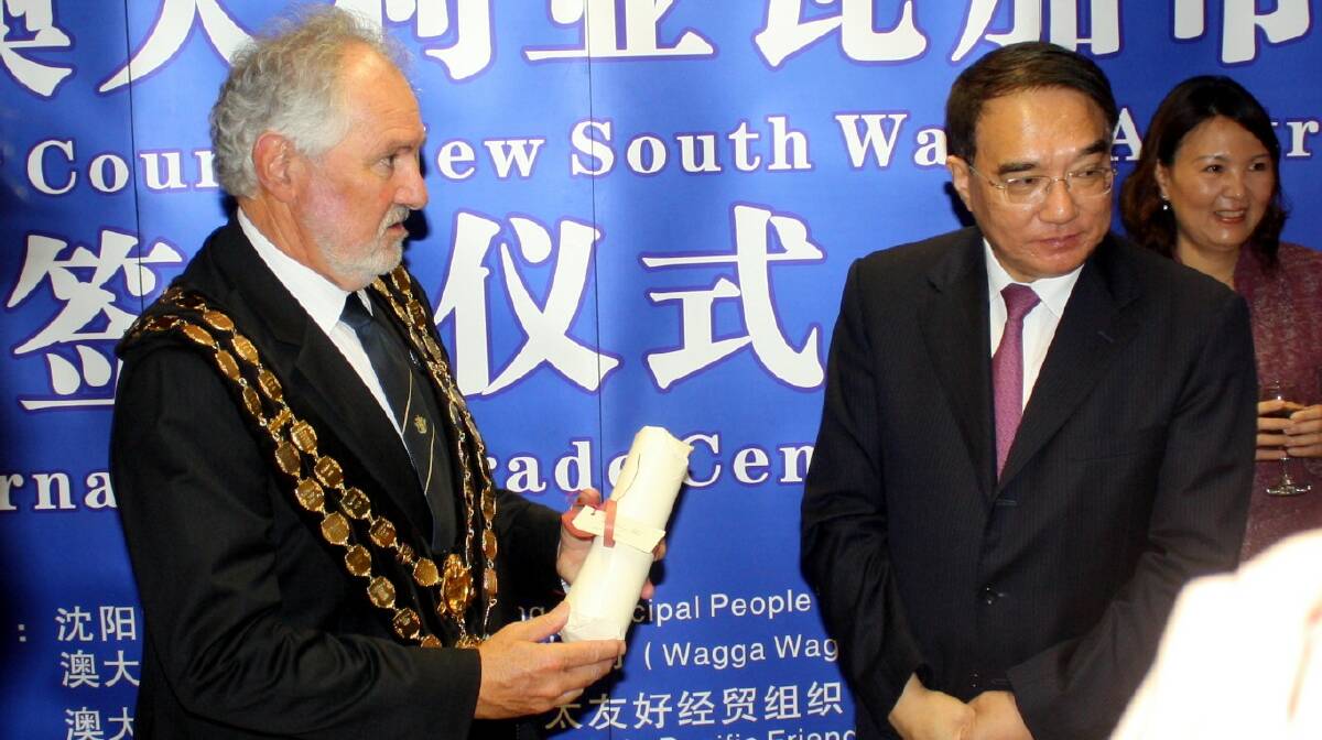 The signing of a memorandum of understanding between Wagga City Council and the Wuai Group took place on November 30, 2012.