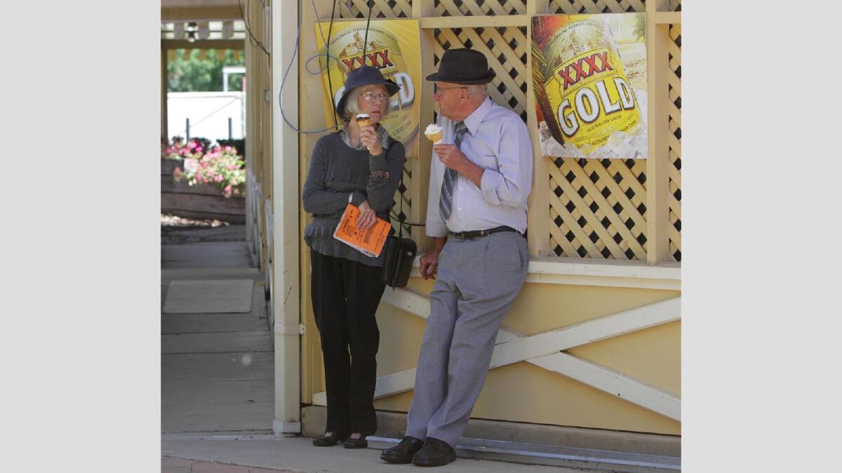 John and Nola Wendt of Wagga enjoy an ice cream at the MTC's Melbourne Cup race meeting. Picture: Les Smith