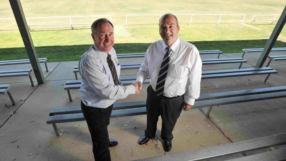 SIRU manager Mick McTaggart and Member for Wagga Daryl Maguire.
