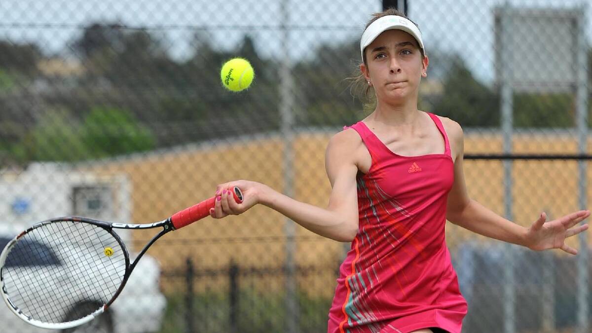 Annaliese Quarisa, 13, of Griffith lines up a forehand at the Riverina Tennis Open at Bolton Park. Picture: Michael Frogley